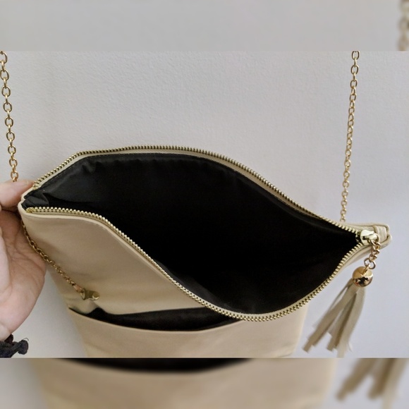 Beige Envelope Clutch/Purse - Picture 5 of 6